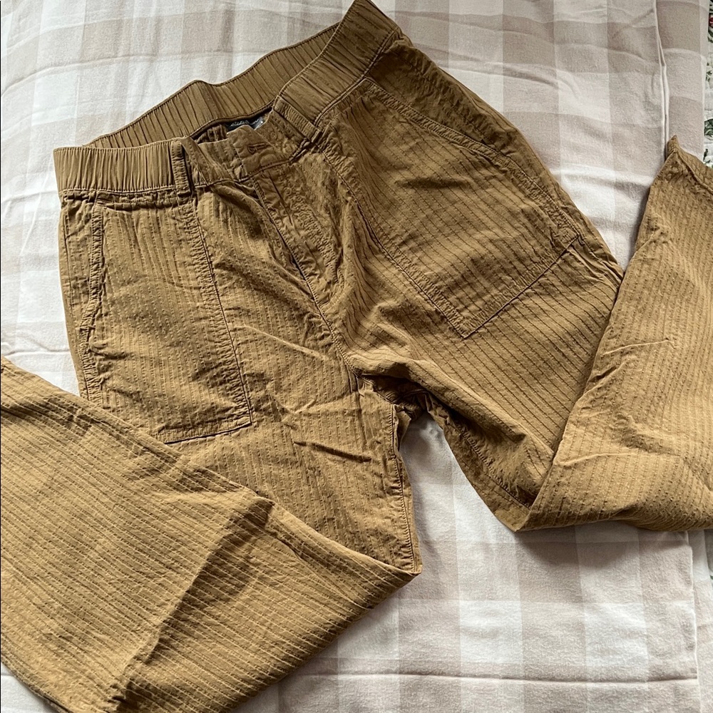 Eddie Bauer Capris - size 6